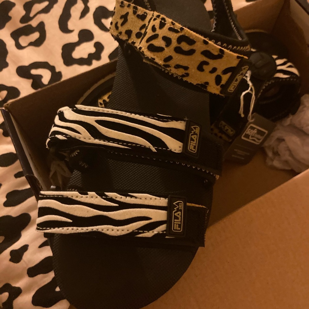 Filla unisex sandals